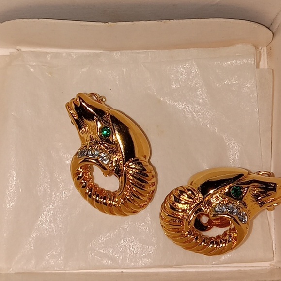 Vintage BOOKPIECE Kenneth Lane Ram's Head Earrings stamped uncirculated 24kp - Picture 4 of 8